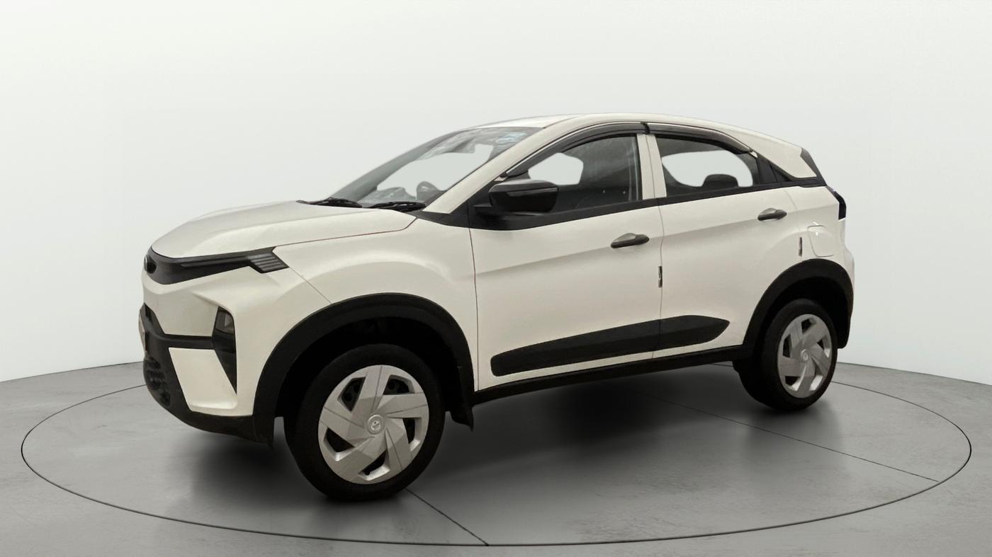 2024 Tata NEXON SMART+ 1.2 PETROL, Petrol, Manual, 30,579 km, Left Front Diagonal