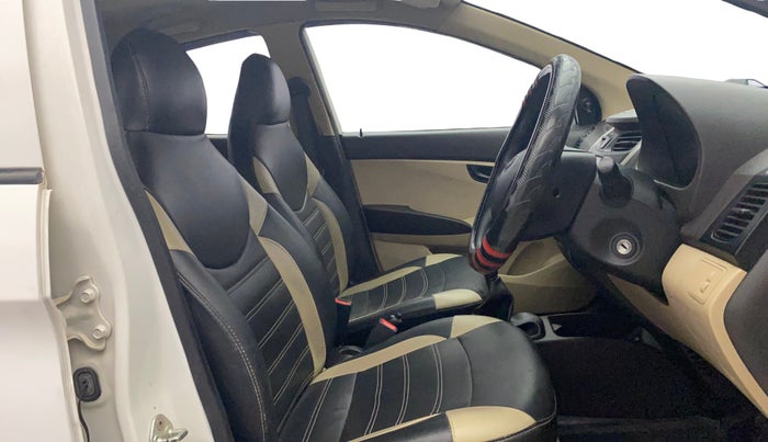 2018 Hyundai Eon ERA +, Petrol, Manual, 37,944 km, Right Side Front Door Cabin