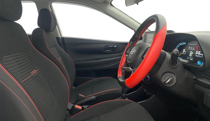 2021 Hyundai NEW I20 SPORTZ 1.2 AT, Petrol, Automatic, 21,650 km, Right Side Front Door Cabin