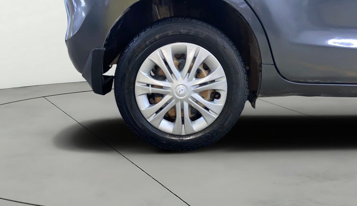 2018 Maruti Baleno DELTA PETROL 1.2, Petrol, Manual, 90,245 km, Right Rear Wheel