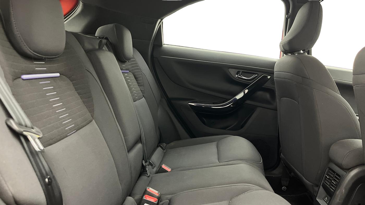 2024 Tata NEXON FEARLESS + DCA DUAL TONE 1.2 PETROL, Petrol, Automatic, 19,813 km, Right Side Rear Door Cabin