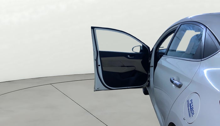 2019 Hyundai Verna 1.6 VTVT SX, Petrol, Manual, 73,350 km, LHS Front Door