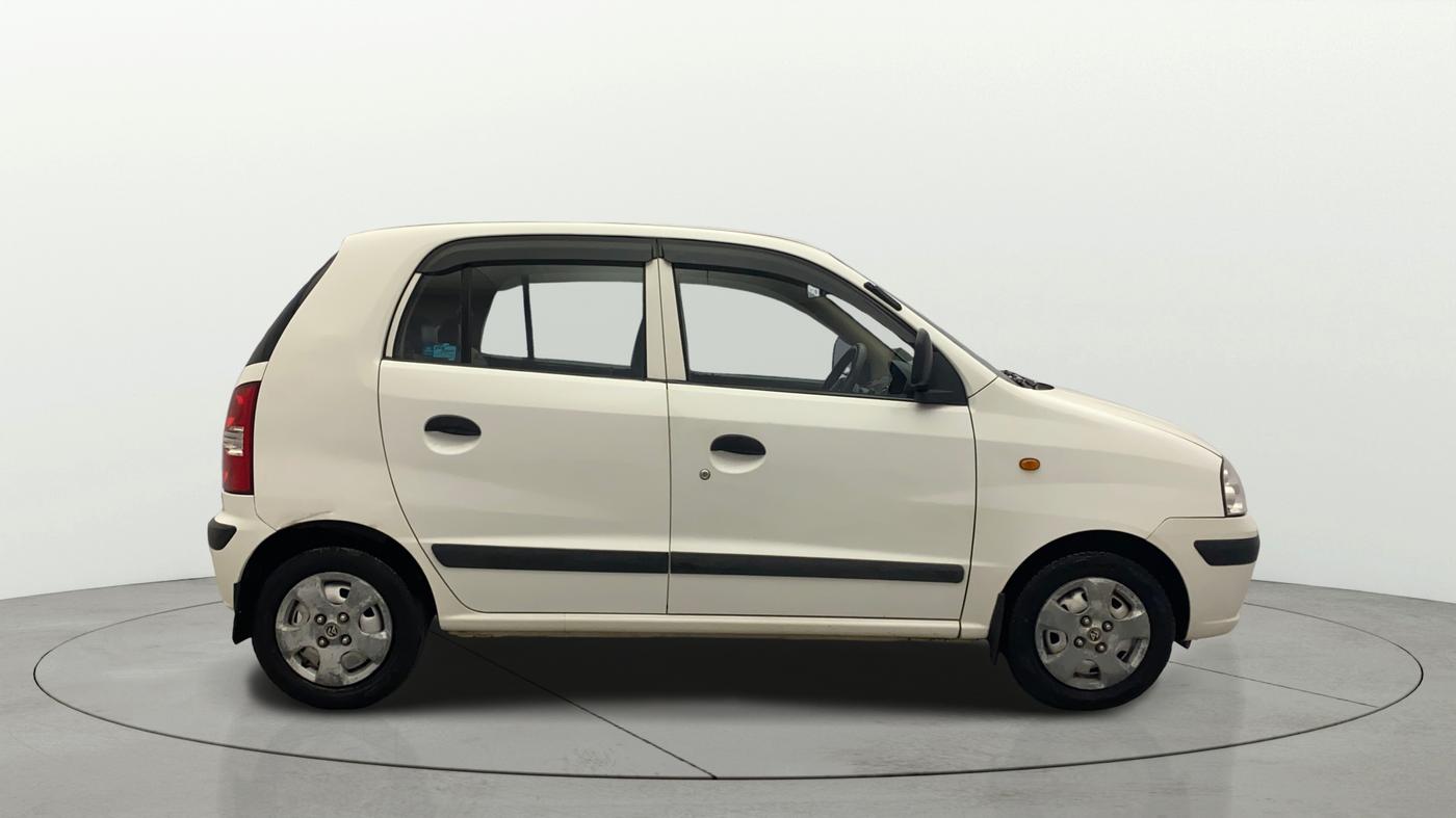 2014 Hyundai Santro Xing GL PLUS, Petrol, Manual, 68,471 km, Right Side View
