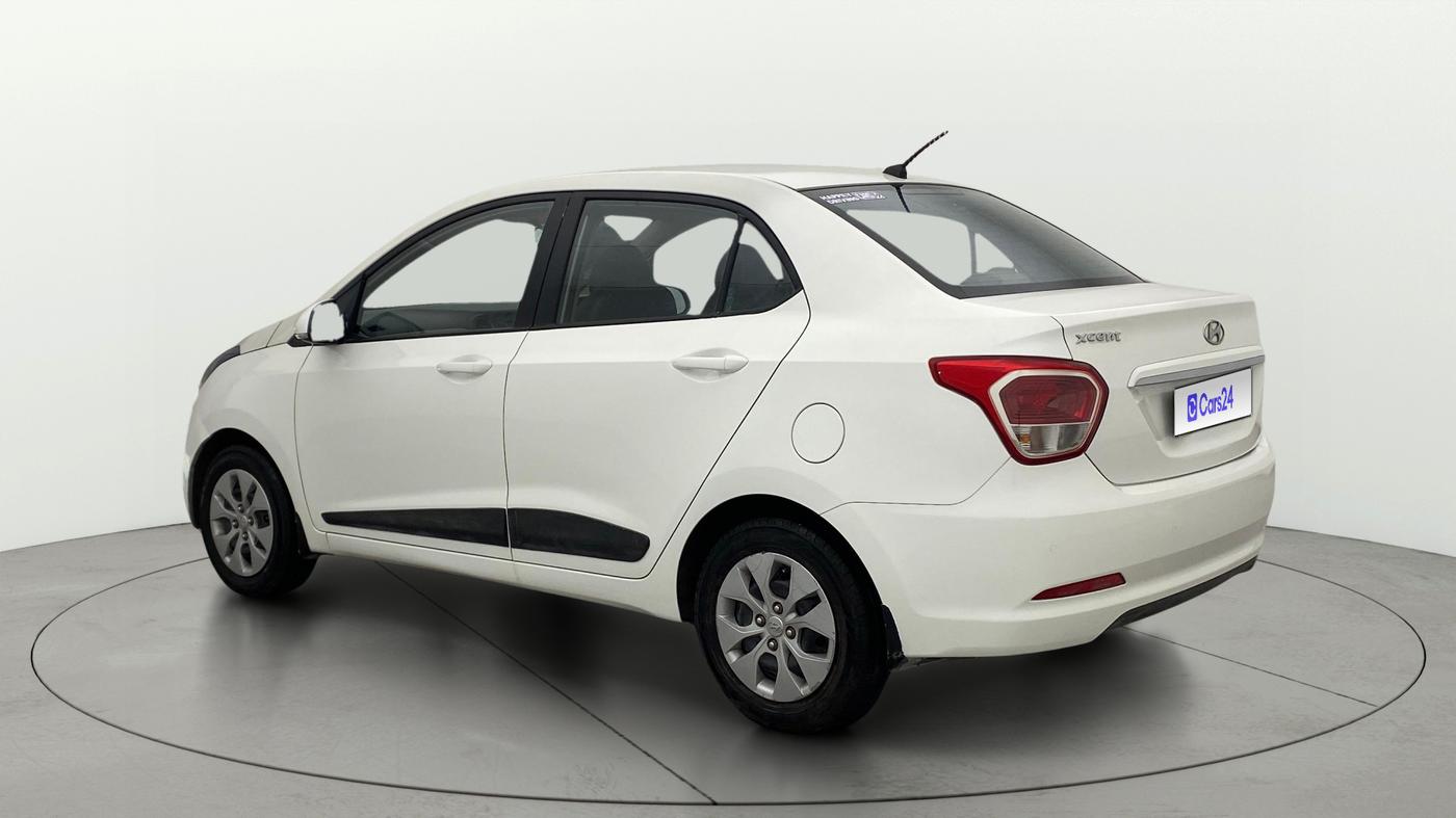 2016 Hyundai Xcent S AT 1.2, Petrol, Automatic, 47,158 km, Left Back Diagonal