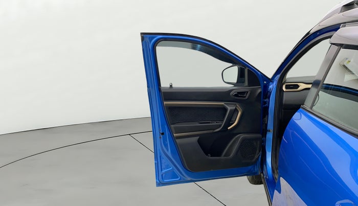 2021 Renault Kiger RXT 1.0 TURBO MT DUAL TONE, Petrol, Manual, 13,273 km, LHS Front Door