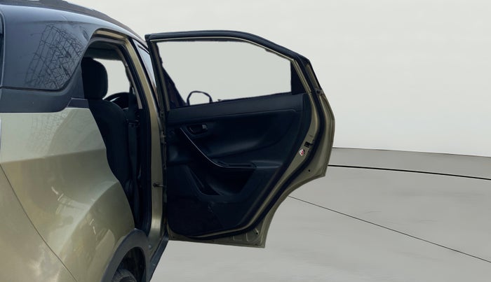 2022 Tata NEXON XZ PLUS (PREMIUM) KAZIRANGA PETROL, CNG, Manual, 97,980 km, RHS Rear Door