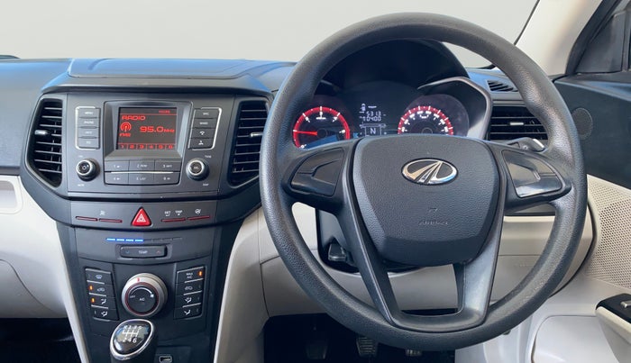 2019 Mahindra XUV300 W4 1.5 DIESEL, Diesel, Manual, 55,757 km, Steering Wheel Close Up