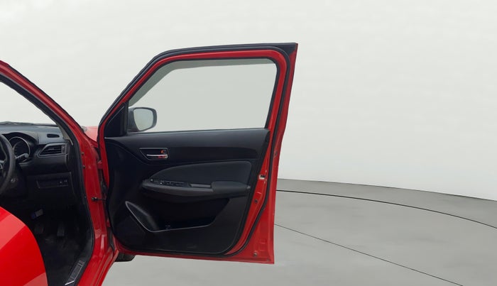 2019 Maruti Swift VXI, Petrol, Manual, 85,386 km, RHS Front Door