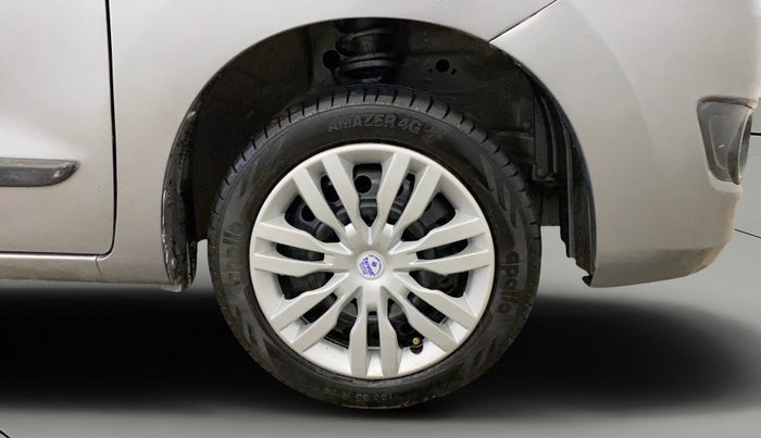 2018 Maruti Wagon R 1.0 VXI AMT, Petrol, Automatic, 22,191 km, Right Front Wheel