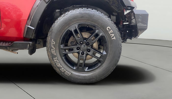 2021 Mahindra Thar LX D 4WD MT CONVERTIBLE, Diesel, Manual, 60,464 km, Right Front Wheel