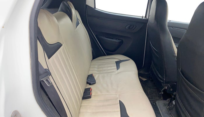 2020 Renault Kwid RXT 1.0 (O), Petrol, Manual, 11,219 km, Right Side Rear Door Cabin