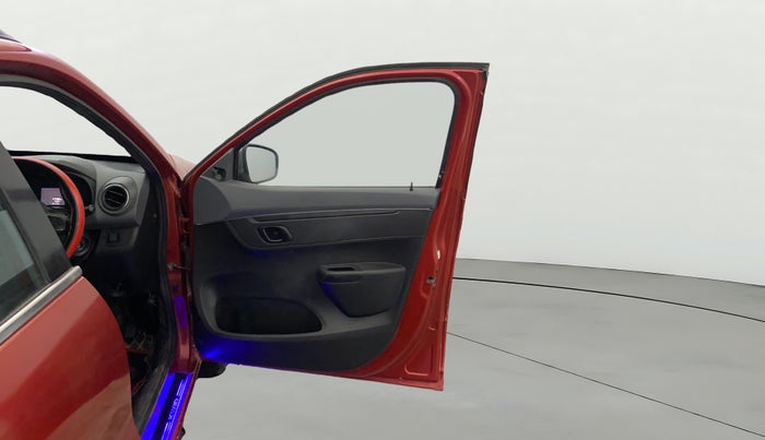 2021 Renault Kwid RXT 1.0 (O), Petrol, Manual, 47,480 km, RHS Front Door