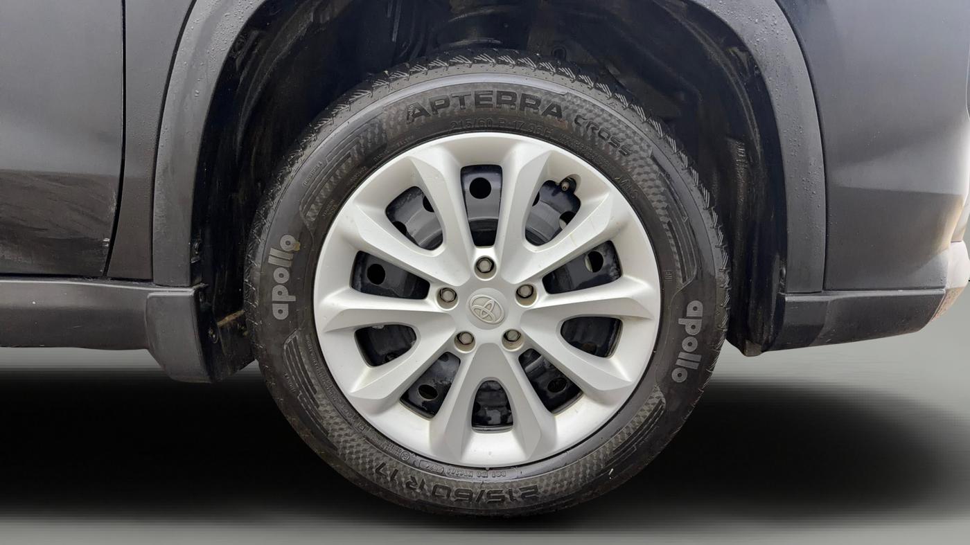 2024 Toyota URBAN CRUISER HYRYDER S NEO DRIVE, Petrol, Manual, 18,706 km, Right Front Wheel