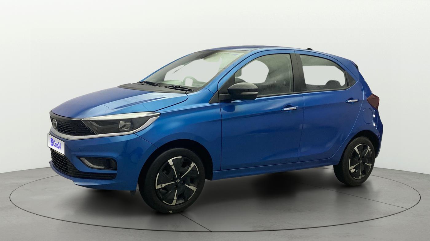 2025 Tata Tiago XZA, Petrol, Automatic, 11,769 km, Left Front Diagonal