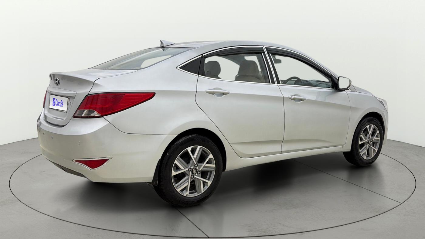2016 Hyundai Verna FLUIDIC 4S 1.4 VTVT, Petrol, Manual, 62,339 km, Right Back Diagonal