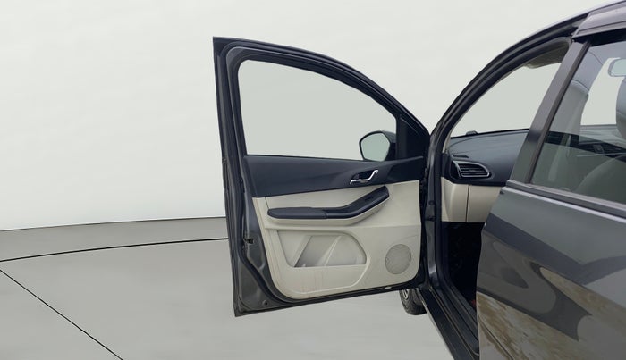 2023 Tata Tiago XZ PLUS CNG, CNG, Manual, 91,111 km, LHS Front Door