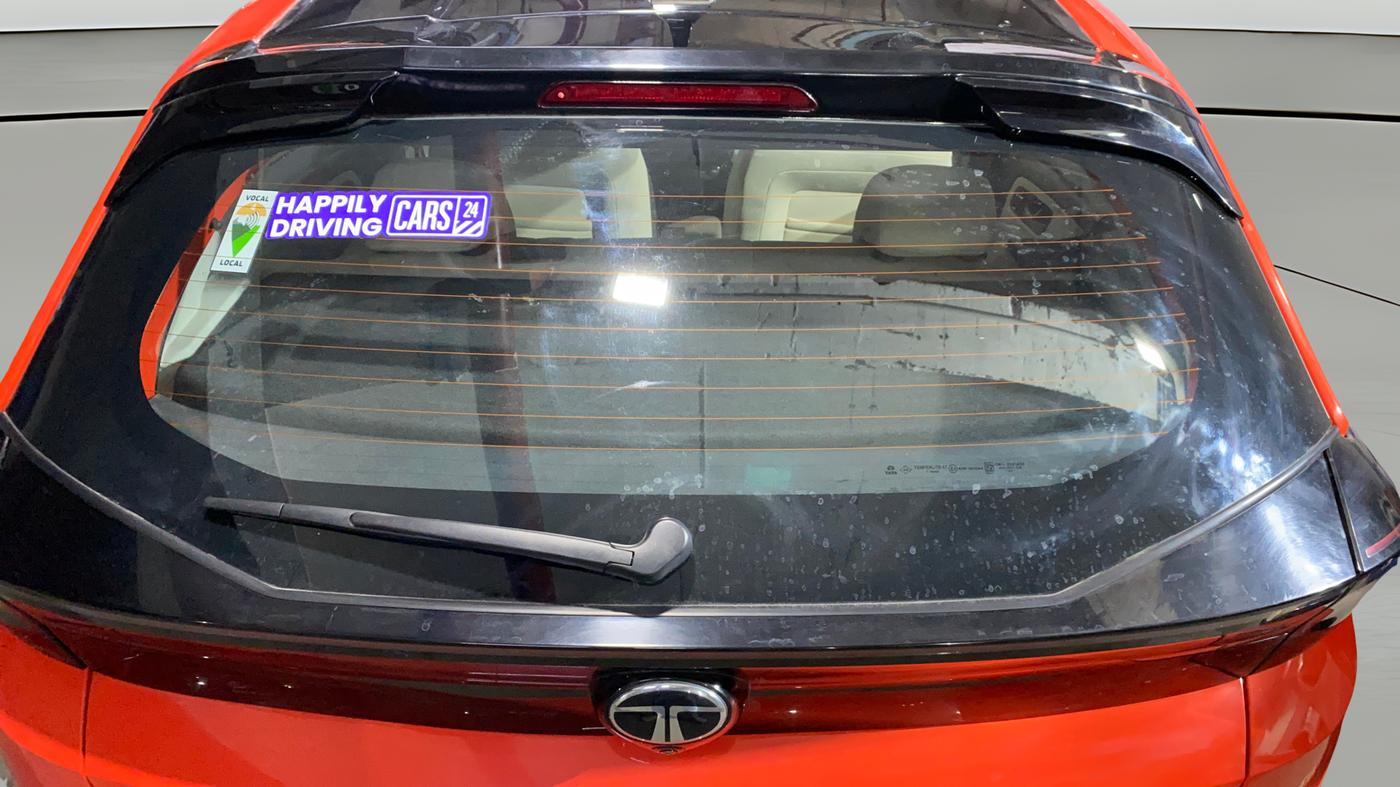 2025 Tata ALTROZ Accomplished Plus S Petrol 6DCT, Petrol, Automatic, 803 km, Rear Windshield