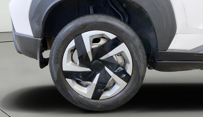 2022 Nissan MAGNITE XE, Petrol, Manual, 26,952 km, Right Rear Wheel