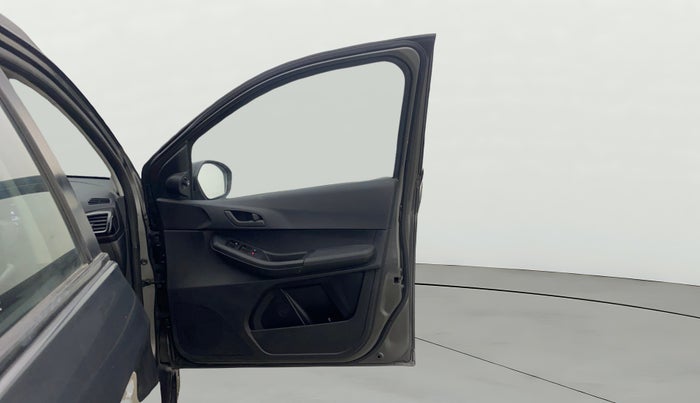 2021 Tata TIAGO NRG XZ AMT, Petrol, Automatic, 34,041 km, RHS Front Door