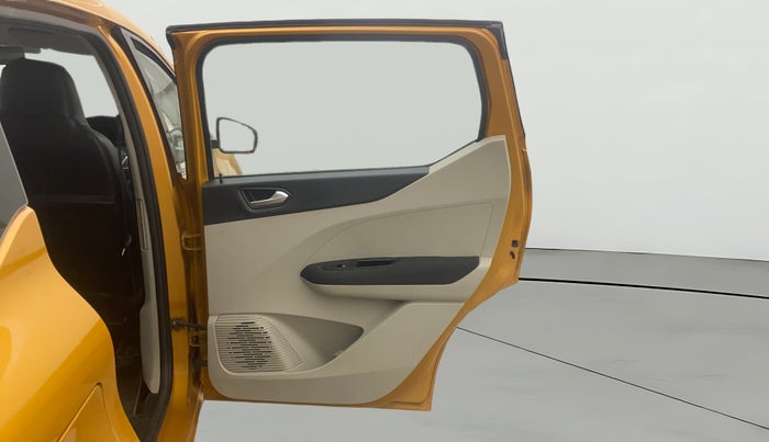 2019 Renault TRIBER RXZ, Petrol, Manual, 37,121 km, RHS Rear Door