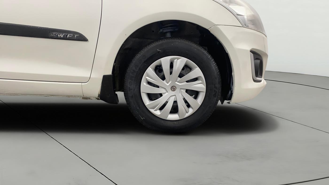 2016 Maruti Swift VXI, Petrol, Manual, 46,012 km, Right Front Wheel