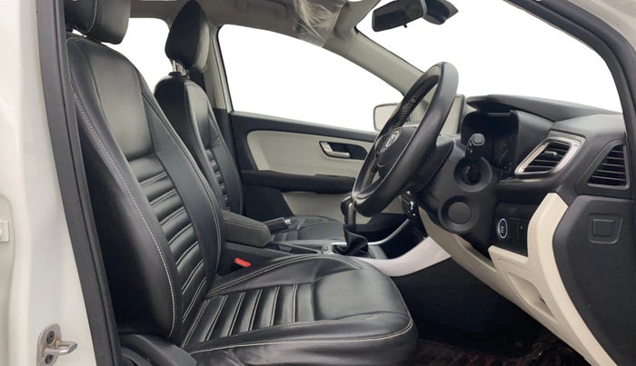 2021 Tata ALTROZ XZ PETROL, Petrol, Manual, 25,688 km, Right Side Front Door Cabin