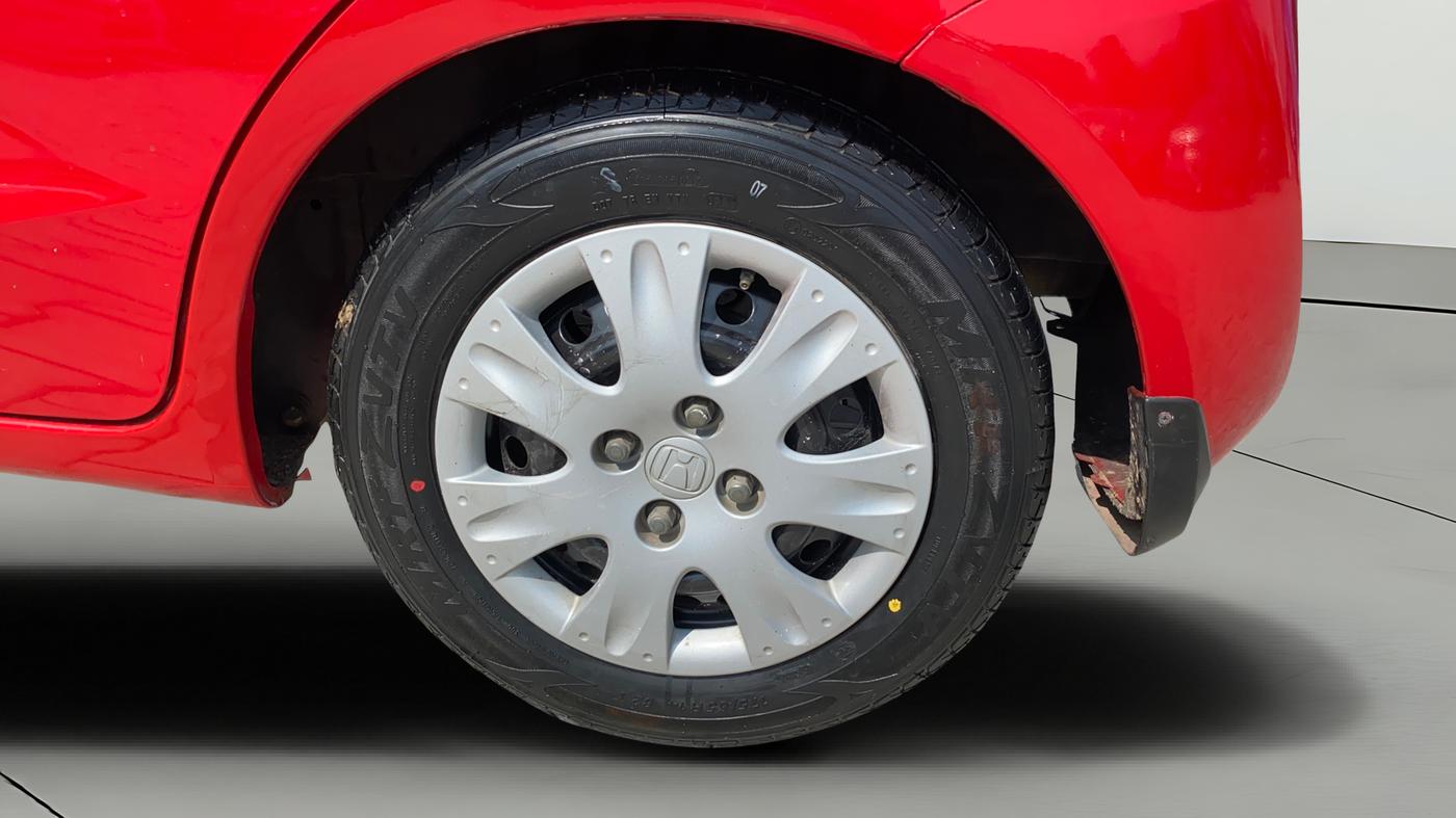 2017 Honda Brio S MT, CNG, Manual, 47,645 km, Left Rear Wheel