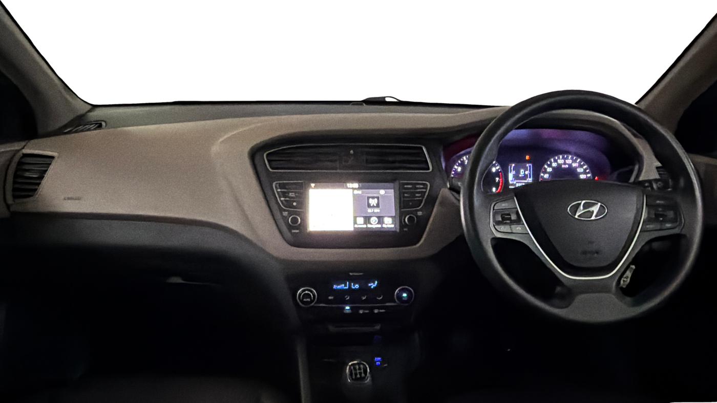 2018 Hyundai Elite i20 ASTA 1.2, Petrol, Manual, 70,605 km, Dashboard