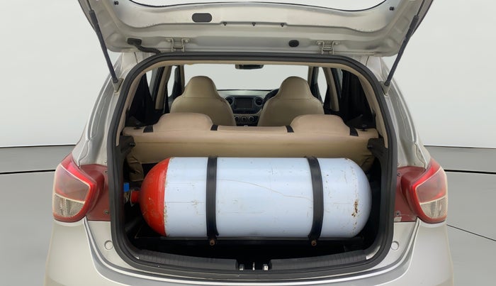 2018 Hyundai Grand i10 MAGNA 1.2 KAPPA VTVT, CNG, Manual, 43,746 km, Boot Open Zoomed View