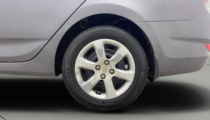 2012 Hyundai Verna FLUIDIC 1.4 CRDI, Diesel, Manual, 1,35,592 km, Left Rear Wheel