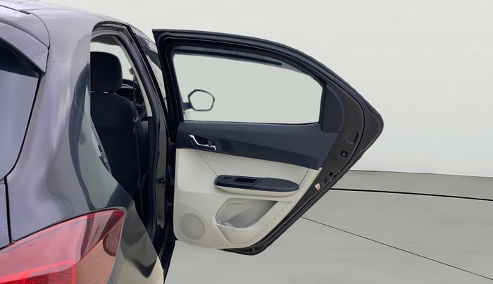 2023 Tata Tiago XZ PLUS CNG, CNG, Manual, 23,424 km, RHS Rear Door