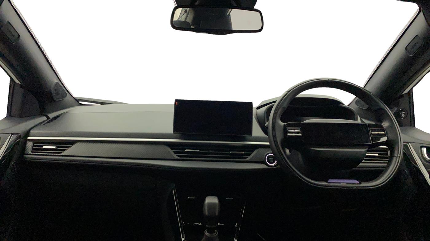 2023 Tata NEXON FEARLESS + SUNROOF DUAL TONE 1.2 PETROL, Petrol, Manual, 271 km, Dashboard