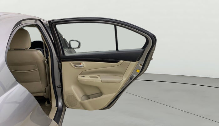 2016 Maruti Ciaz ZXI+ AT, Petrol, Automatic, 38,617 km, RHS Rear Door