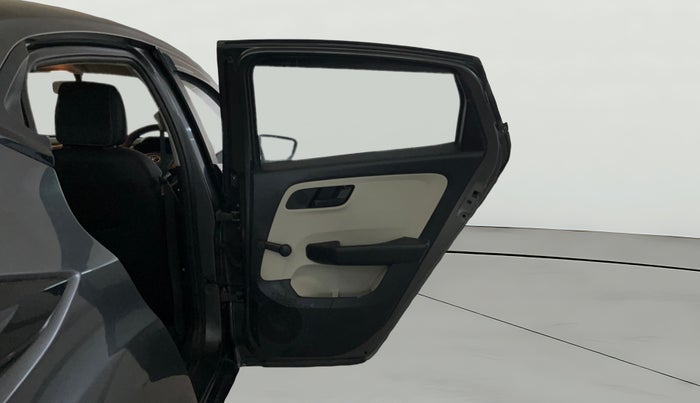 2022 Tata ALTROZ XE PETROL, Petrol, Manual, 45,892 km, RHS Rear Door