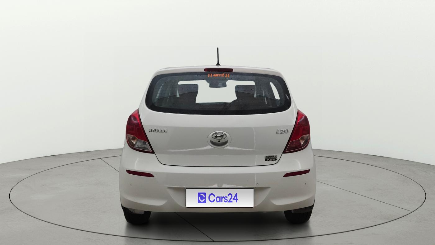 2013 Hyundai i20 SPORTZ 1.2, CNG, Manual, 95,821 km, Back/Rear