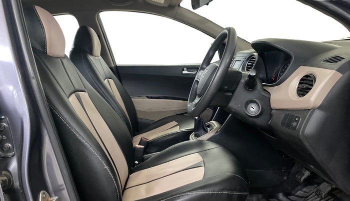 2016 Hyundai Grand i10 SPORTZ 1.2 KAPPA VTVT, Petrol, Manual, 51,478 km, Right Side Front Door Cabin