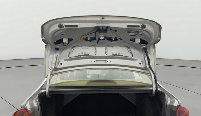 2015 Honda City 1.5L I-VTEC V MT, Petrol, Manual, 58,556 km, Boot Door Open