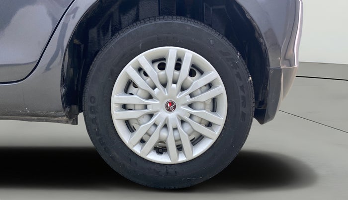 2017 Maruti Swift LXI (O), Petrol, Manual, 63,565 km, Left Rear Wheel