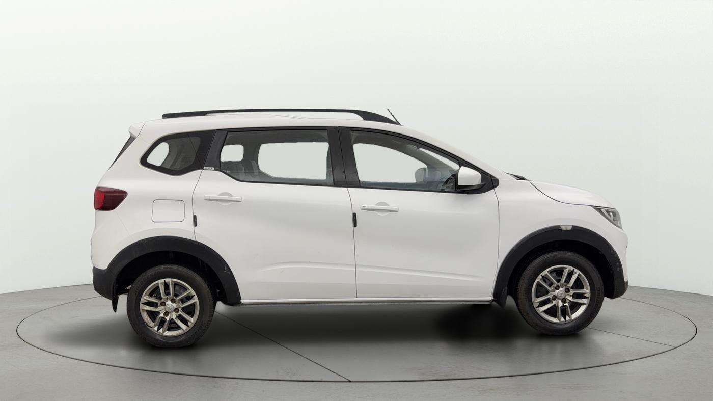 2019 Renault TRIBER RXT, Petrol, Manual, 78,680 km, Right Side View