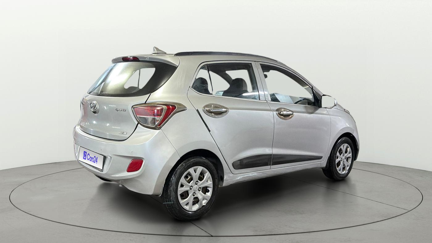 2016 Hyundai Grand i10 SPORTZ 1.2 KAPPA VTVT, Petrol, Manual, 83,389 km, Right Back Diagonal