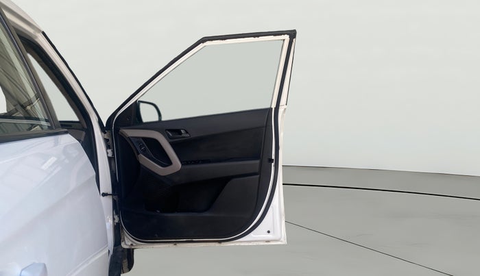 2017 Hyundai Creta E PLUS 1.6 PETROL, Petrol, Manual, 1,05,784 km, RHS Front Door