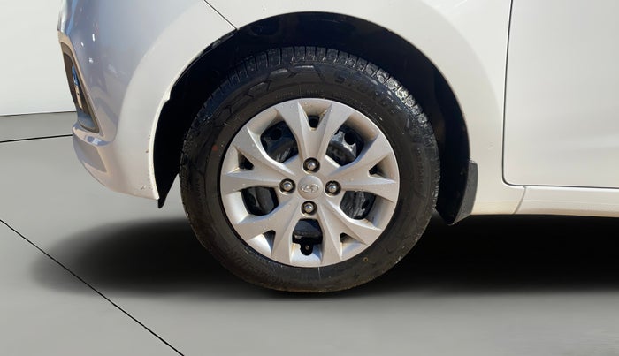 2016 Hyundai Grand i10 MAGNA 1.2 KAPPA VTVT, Petrol, Manual, 39,921 km, Left Front Wheel