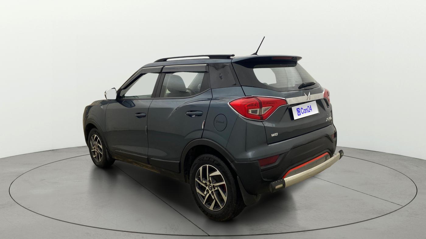 2022 Mahindra XUV300 W8(O) TURBO GDI, Petrol, Manual, 62,530 km, Left Back Diagonal