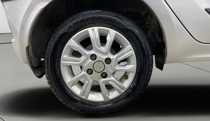 2018 Tata Tiago XZA PETROL, Petrol, Automatic, 27,449 km, Right Rear Wheel