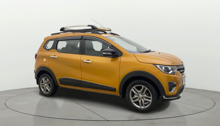 2022 Renault TRIBER RXZ AMT, Petrol, Automatic, 8,177 km, Right Front Diagonal