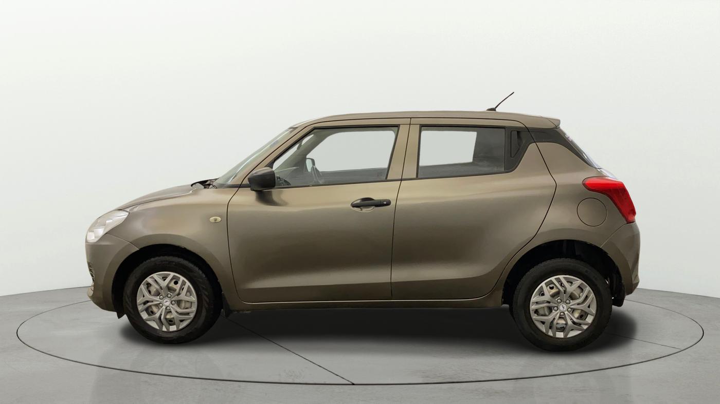 2020 Maruti Swift LXI, CNG, Manual, 1,08,736 km, Left Side