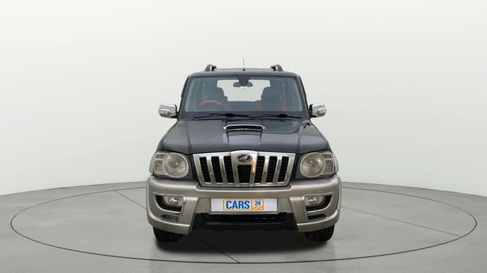 2013 Mahindra Scorpio VLX 2WD AIRBAG, Diesel, Manual, 1,44,902 km, Front