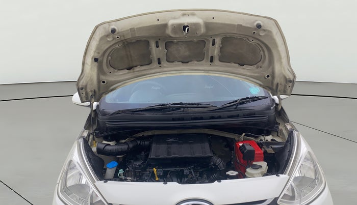 2017 Hyundai Grand i10 SPORTZ 1.2 KAPPA VTVT, Petrol, Manual, 1,27,820 km, Open Bonet