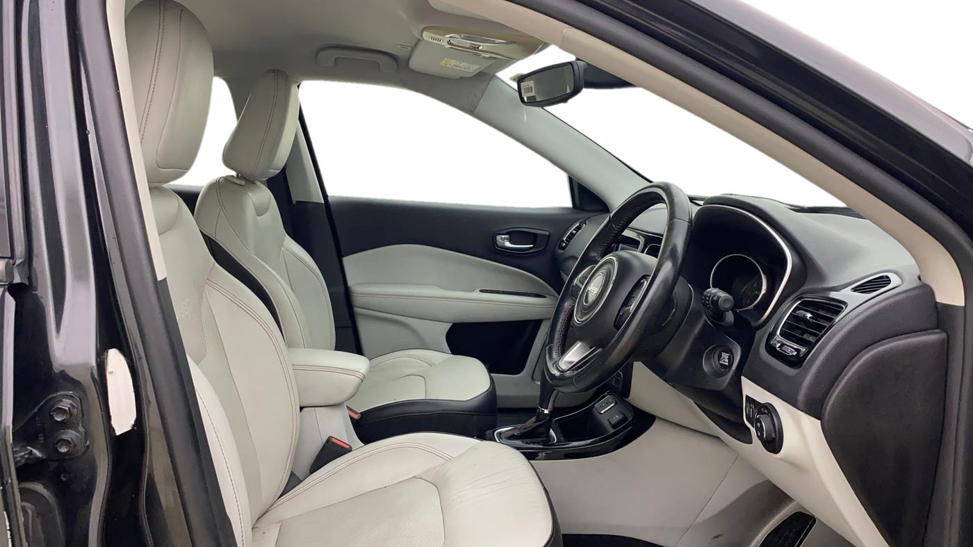 2017 Jeep Compass LIMITED 1.4 PETROL AT, Petrol, Automatic, 84,607 km, Right Side Front Door Cabin