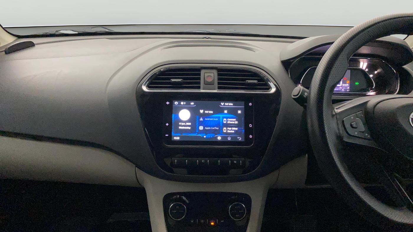 2022 Tata Tiago XZA PLUS PETROL, Petrol, Automatic, 31,642 km, Air Conditioner